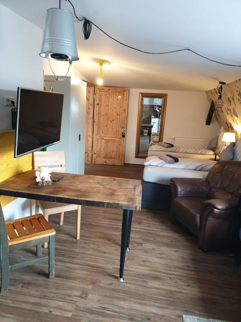 Victory Guesthouse - Handwerker Pension Bielefeld Luaran gambar
