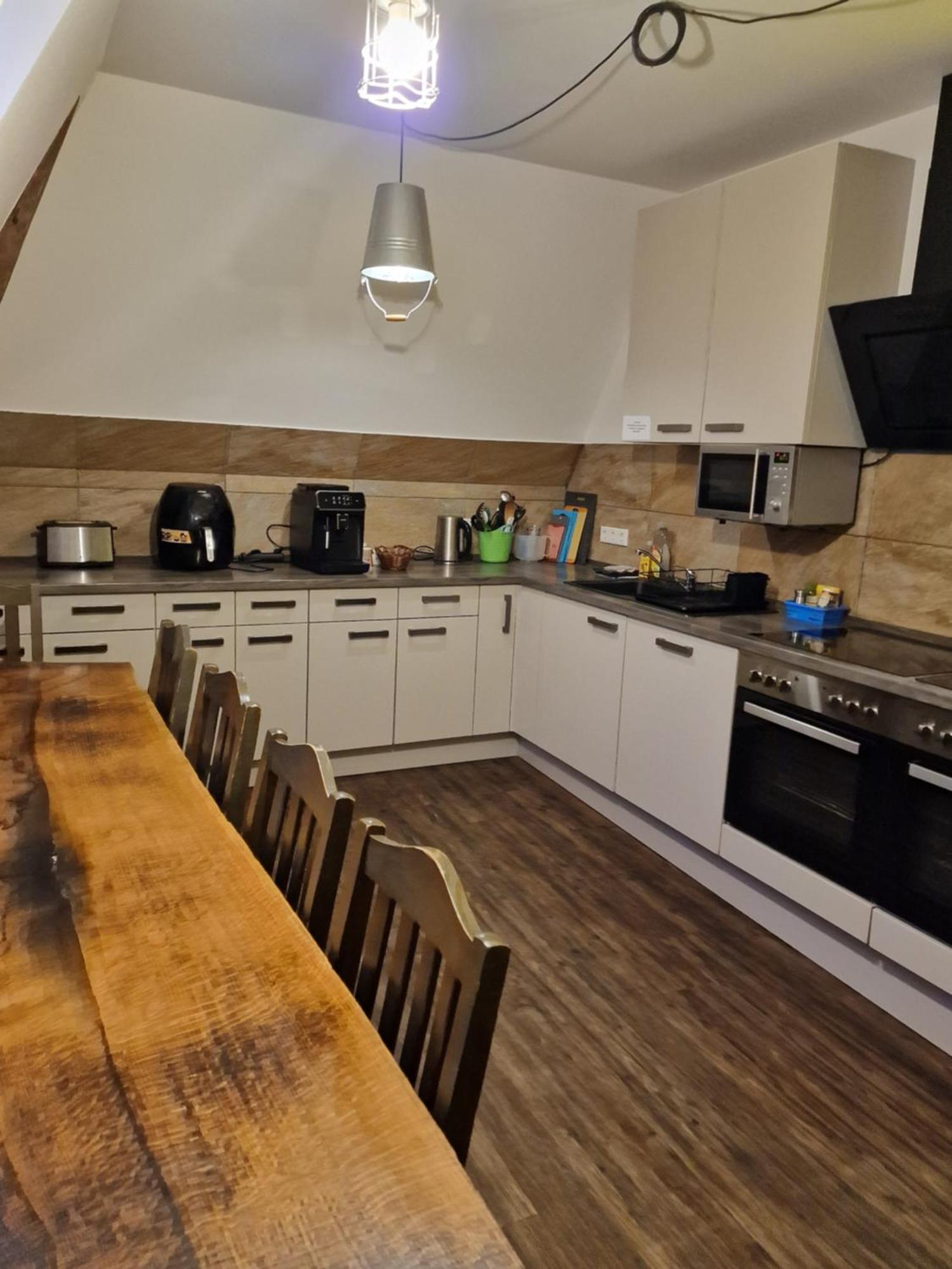 Victory Guesthouse - Handwerker Pension Bielefeld Luaran gambar