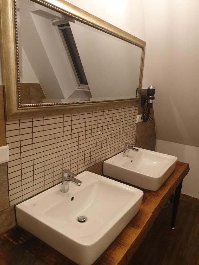 Victory Guesthouse - Handwerker Pension Bielefeld Luaran gambar